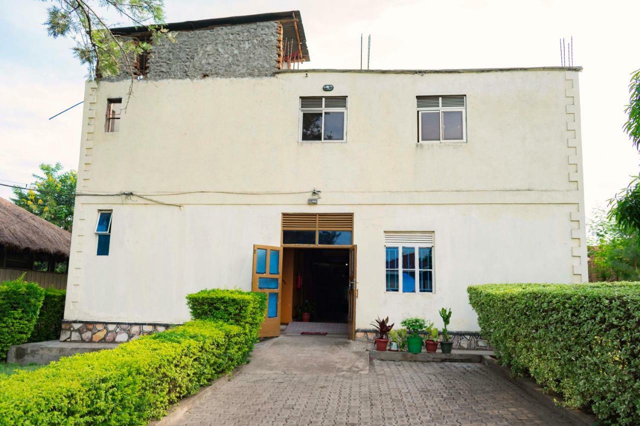 Rwenzori International Hotel Kasese Exterior foto